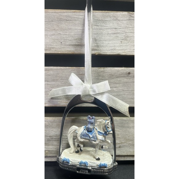 2006 Breyer Snow Princess Stirrup‎ Christmas Ornament 700306 Horse Holiday - Picture 1 of 6